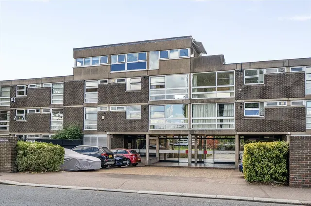 South Row, London, SE3, photo 1