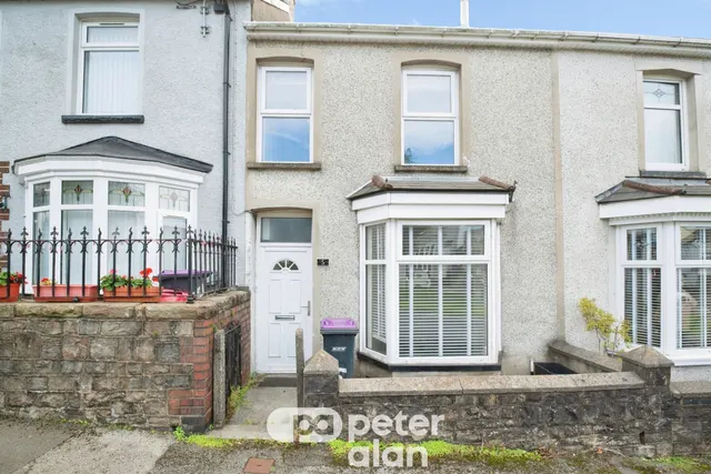 Ton Mawr Road, Pontypool, NP4, photo 1