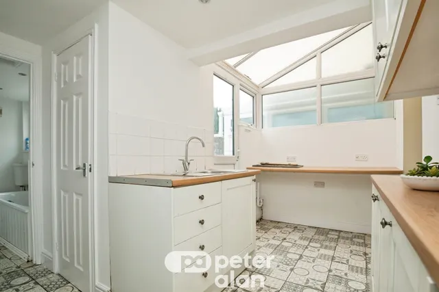 Ton Mawr Road, Pontypool, NP4, photo 3