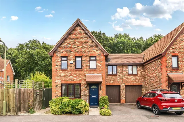 Swanton Close, Stubbington, photo 1