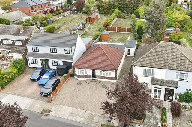 Felstead Road, Romford, RM5, photo 1