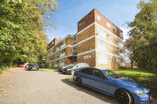 Crescent Road, Luton, LU2, photo 1
