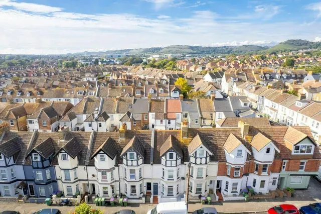 Linden Crescent, Folkestone, CT19, photo 1