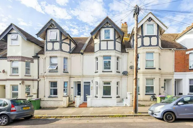 Linden Crescent, Folkestone, CT19, photo 3