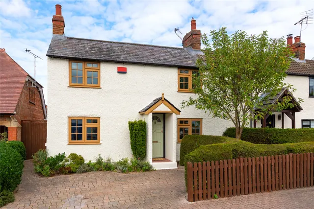 London Road, Loughton, MK5, photo 1