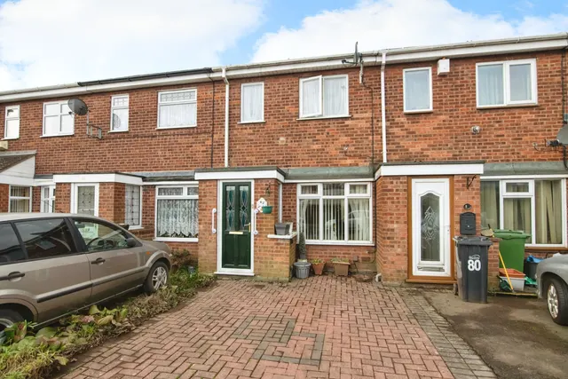 Chichester Avenue, Dudley, photo 1