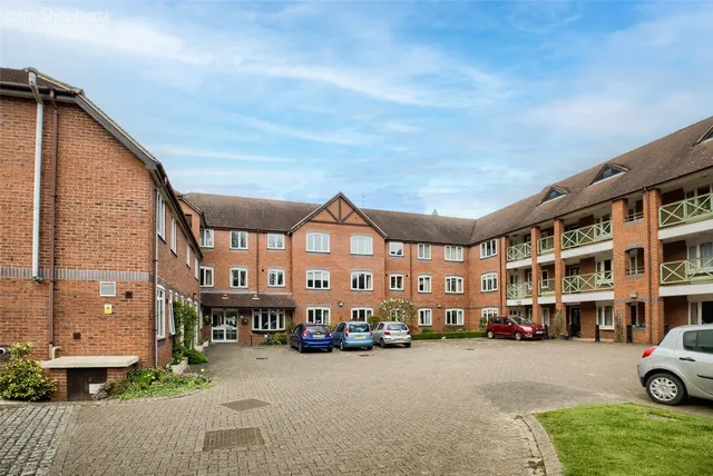Deerhurst Court, Solihull, B91, photo 1