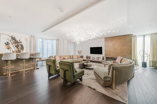 3 bedroom flat, Marylebone Lane, London, W1U