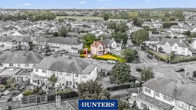 Mill Lane, Chadwell Heath, RM6, photo 3