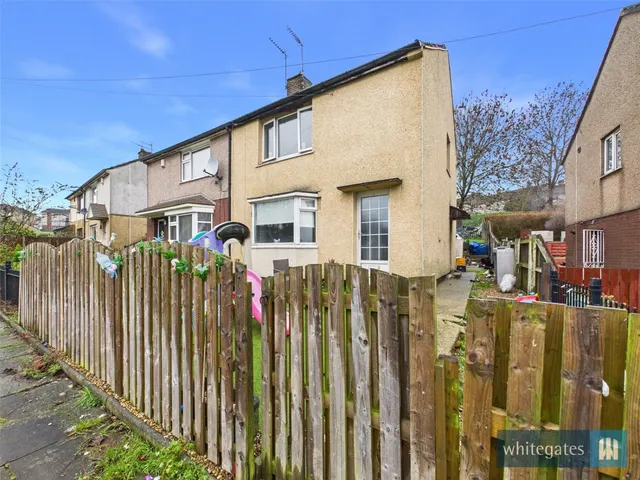 Stirling Crescent, Bradford, BD4