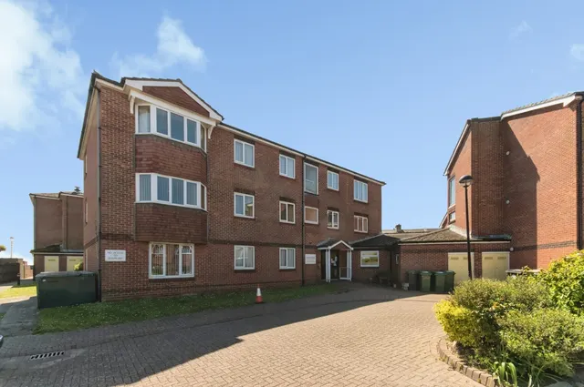 Wannock Road, Eastbourne, BN22, photo 1