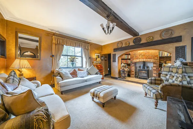 Photo 2 — Church Farm Mews, Dosthill, Tamworth