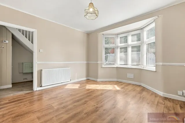 Monkswood Avenue, Waltham Abbey, EN9, photo 3