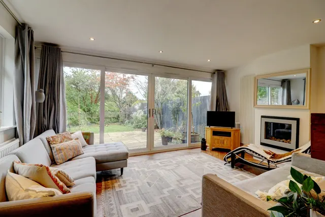 Pheasant Drive, High Wycombe, HP13, photo 3