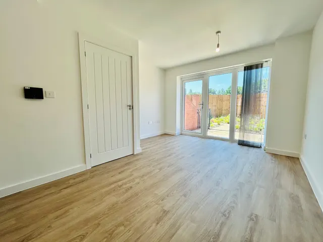 Foundry Avenue, Derby, DE1, photo 3