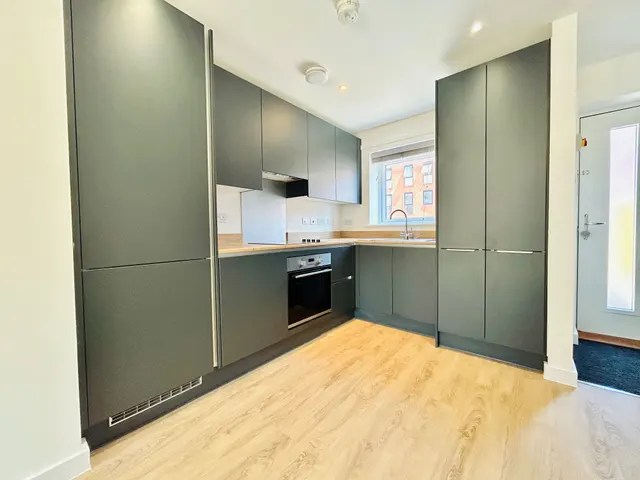 Foundry Avenue, Derby, DE1, photo 2