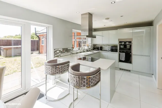 Wirral View, Deeside, CH5, photo 1