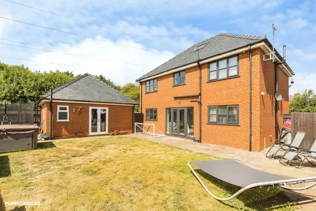 Wirral View, Deeside, CH5, photo 2