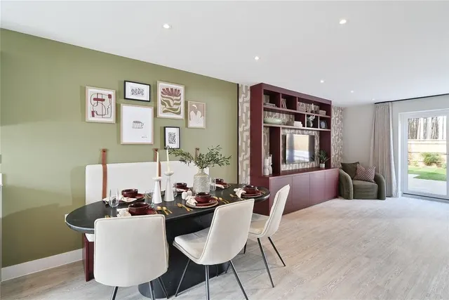 The Haddington, Elmstead, RG40, photo 3