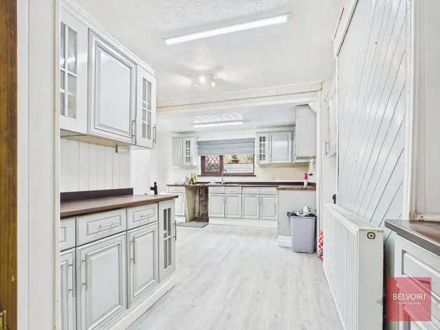 Pantycelyn Road, Townhill, SA1, photo 3