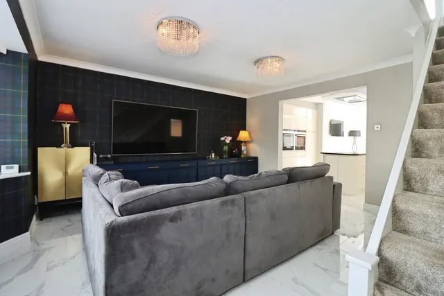 Photo 3 — Rosemary Close, Bradley Stoke, Bristol, Gloucestershire, BS32