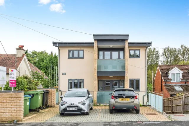 Kennington Road, Kennington, OX1, photo 1