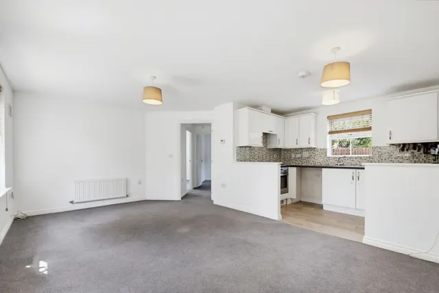 Photo 2 — Apt 3 Sanders Way, Lichfield WS14 9AD