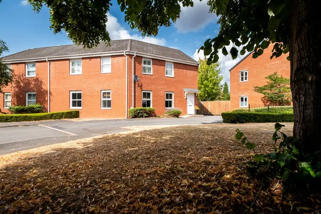 Apt 3 Sanders Way, Lichfield WS14 9AD, photo 1