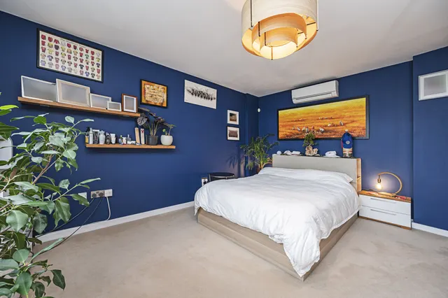 Photo 3 — Apartment 801, 417 Wick Lane, London