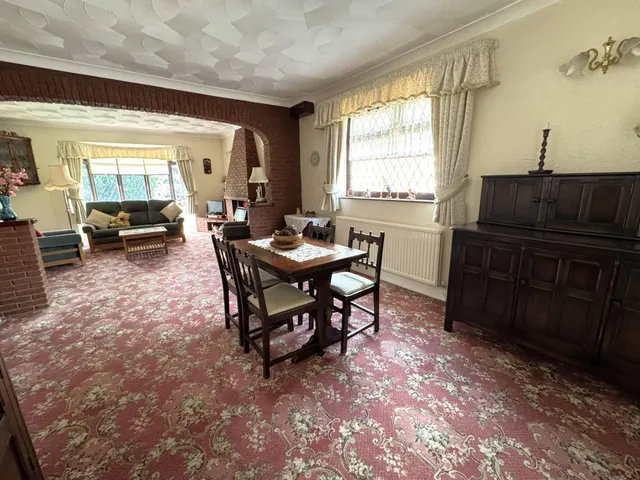 Gresley Wood Road, Church Gresley, DE11, photo 3