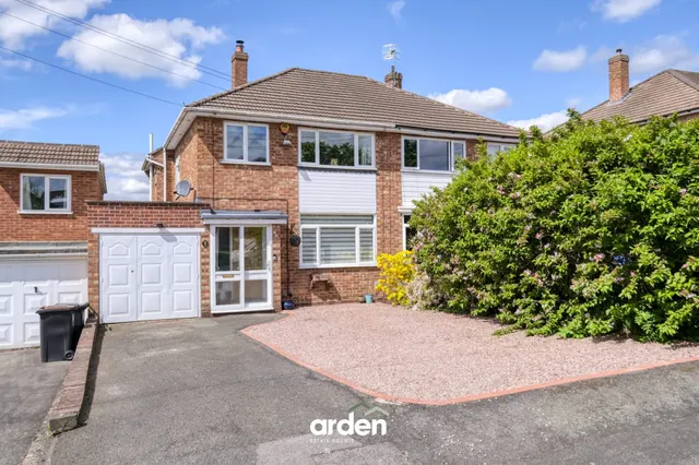 Forest Close, Lickey End, B60, photo 1