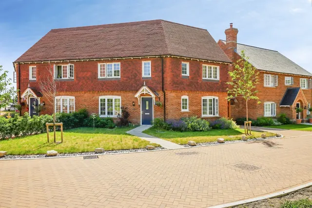 Anning Way, Didcot, photo 1
