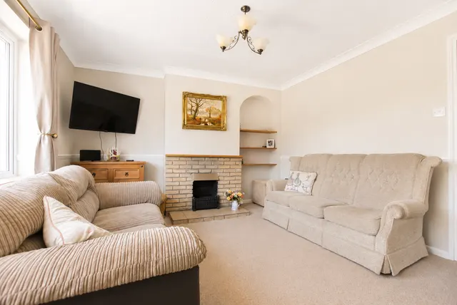 Photo 3 — Drury Cottages, Brockley, Bury St. Edmunds, IP29 4AJ