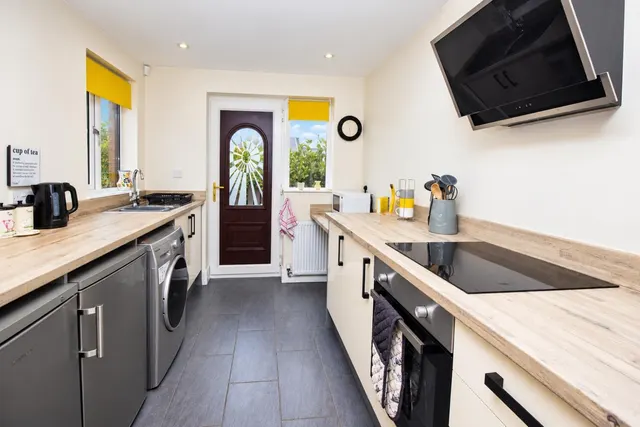 View Road, Darwen, BB3, photo 2