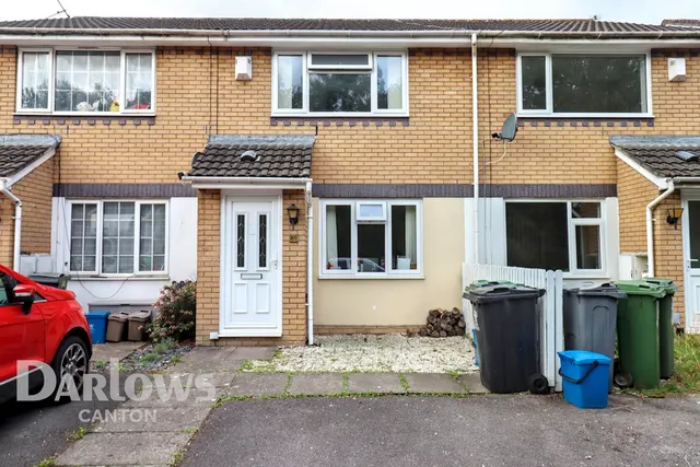 Powderham Drive, Cardiff, photo 1