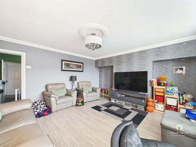 St. Bede Crescent, Thornley, DH6, photo 2