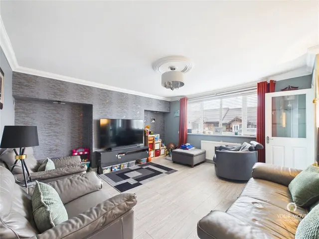 St. Bede Crescent, Thornley, DH6, photo 3