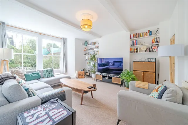 Brondesbury Villas, Queens Park, NW6, photo 2