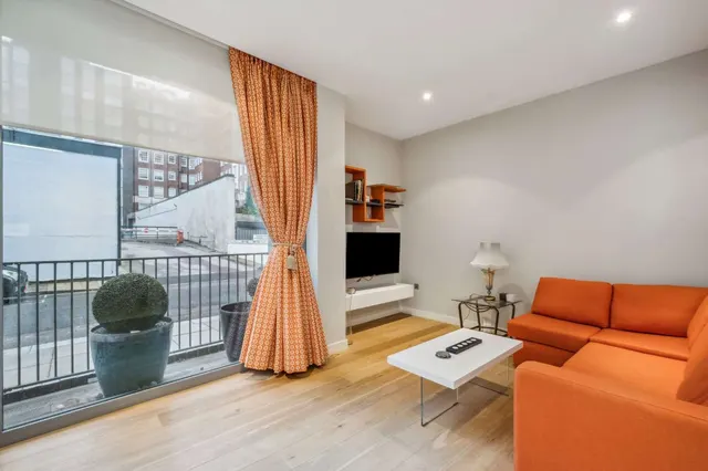 Portman Close, Marylebone, W1H, photo 2