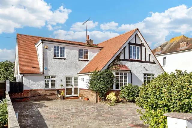 Loxwood Avenue, Worthing, BN14, photo 1