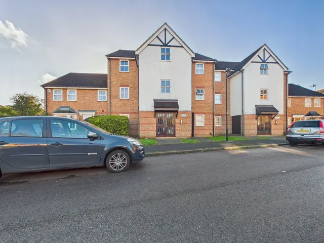 Langley, Berkshire, photo 1
