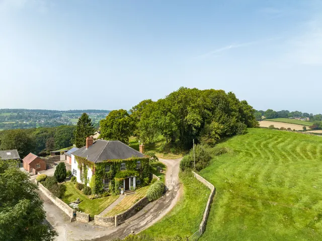 5 bedroom property, Lodge Hill Farm, Wingfield Park, DE56