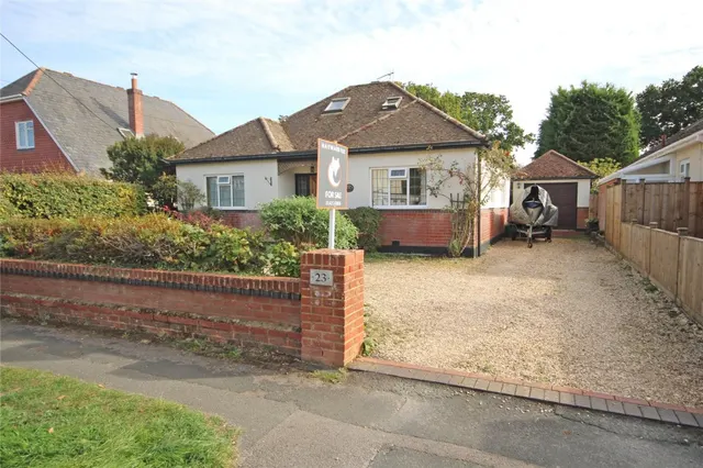 New Milton, Hampshire, photo 1
