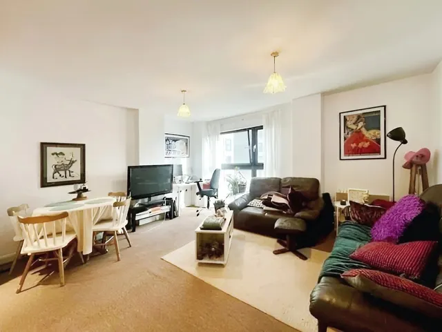 Landmark Place, Cardiff, CF10, photo 3