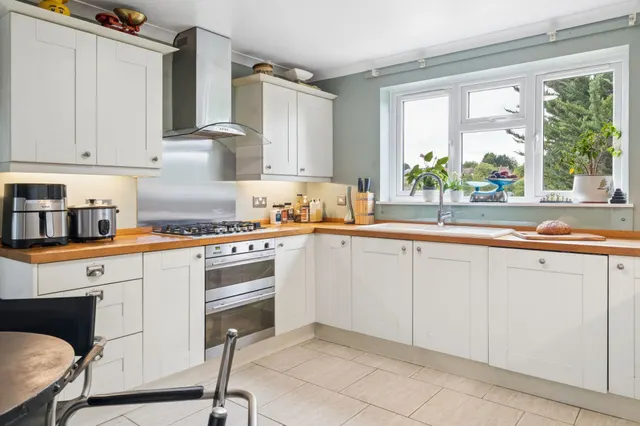 Carrington Road, High Wycombe, HP12, photo 3