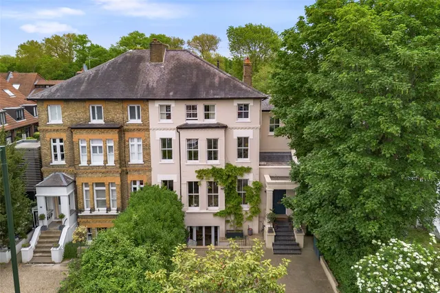 Strawberry Vale, Twickenham, TW1 4SJ, photo 1
