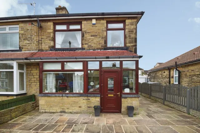 Shipley, Bradford, West Yorkshire, photo 1