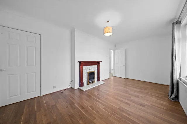 Photo 2 — Bowden Close, Leigh, Leigh, WN7 3DX