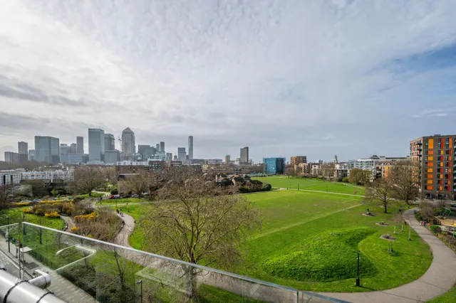 Flat 601, Hawkshaw Court, LONDON, photo 1