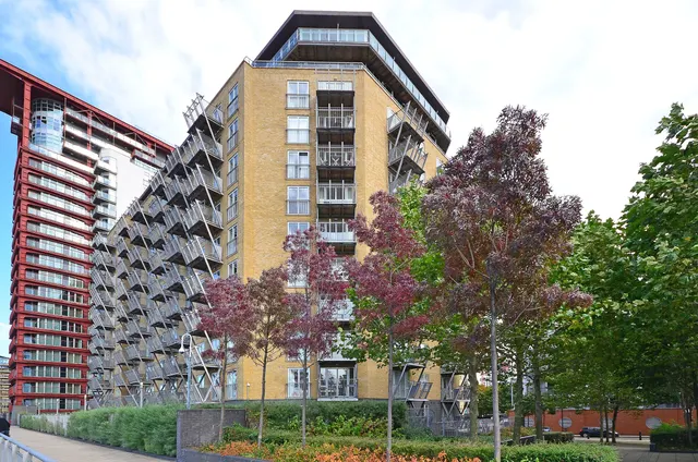 Photo 2 — Flat 5 Naxos Building, 4 Hutchings Street, London